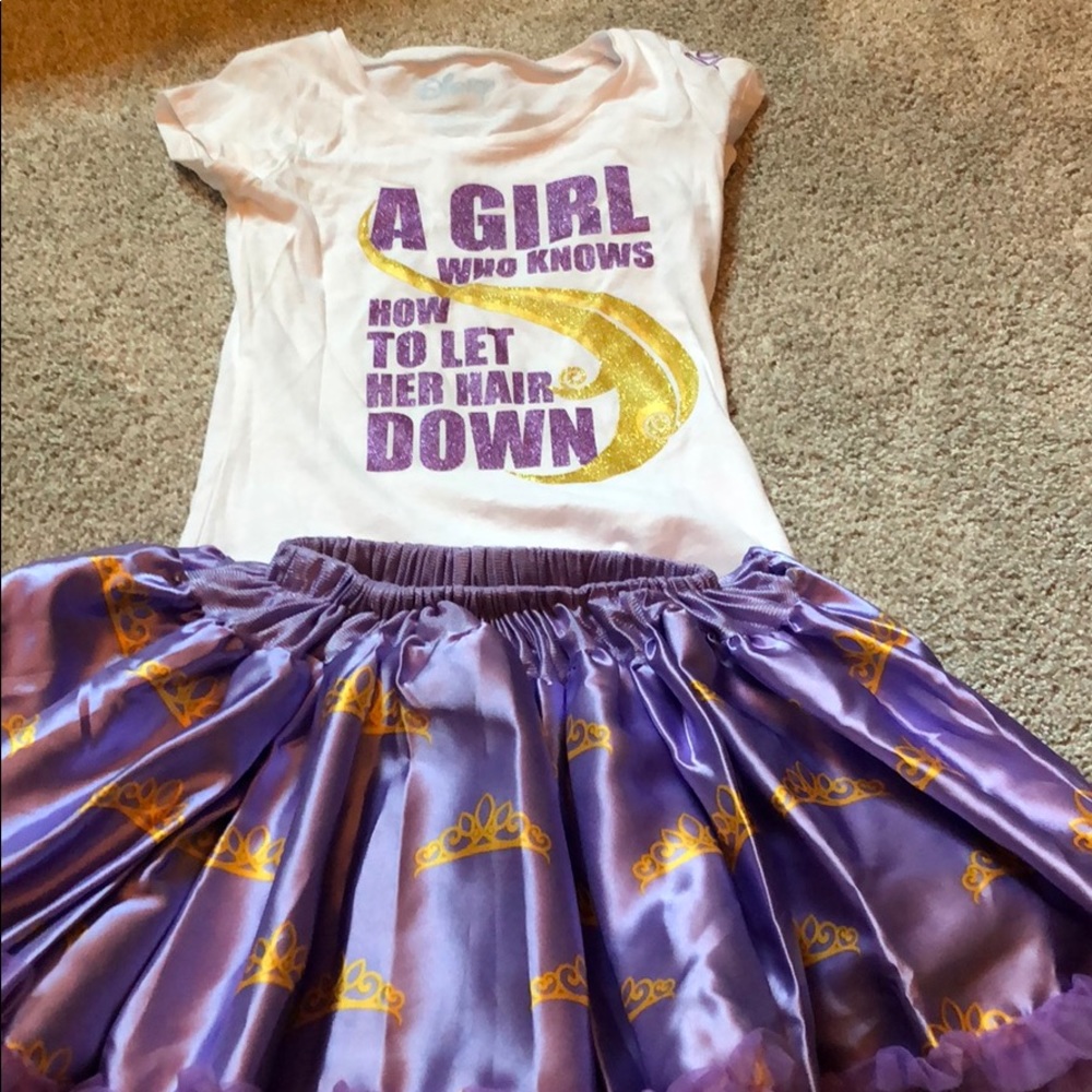 Rapunzel outfit size 6